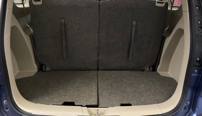 2023 Toyota RUMION V AT , Petrol, Automatic, 27,551 km, Boot Inside