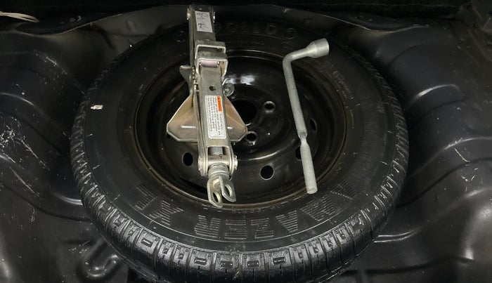 2017 Maruti Alto 800 LXI, Petrol, Manual, 30,027 km, Spare Tyre