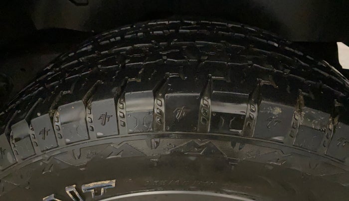 2023 Mahindra Thar LX P 2WD AT HT, Petrol, Automatic, 21,979 km, Left Rear Tyre Tread