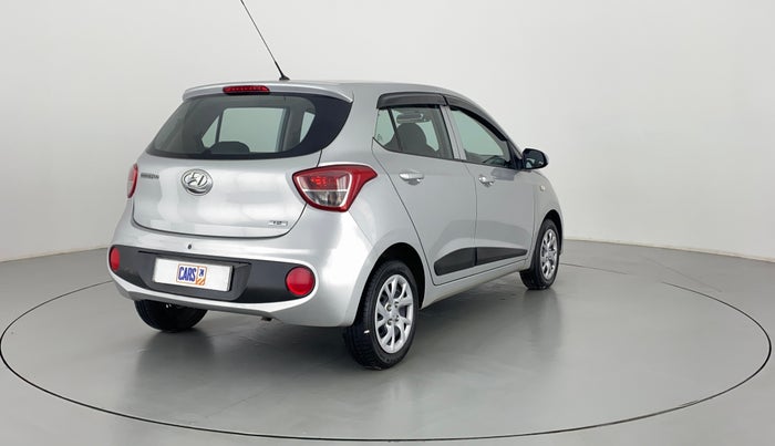 2017 Hyundai Grand i10 MAGNA 1.2 VTVT, Petrol, Manual, 15,419 km, Right Back Diagonal