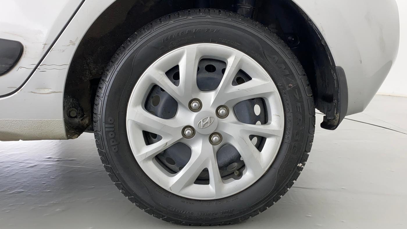 2017 Hyundai Grand i10 MAGNA 1.2 VTVT, Petrol, Manual, 15,419 km, Left Rear Wheel