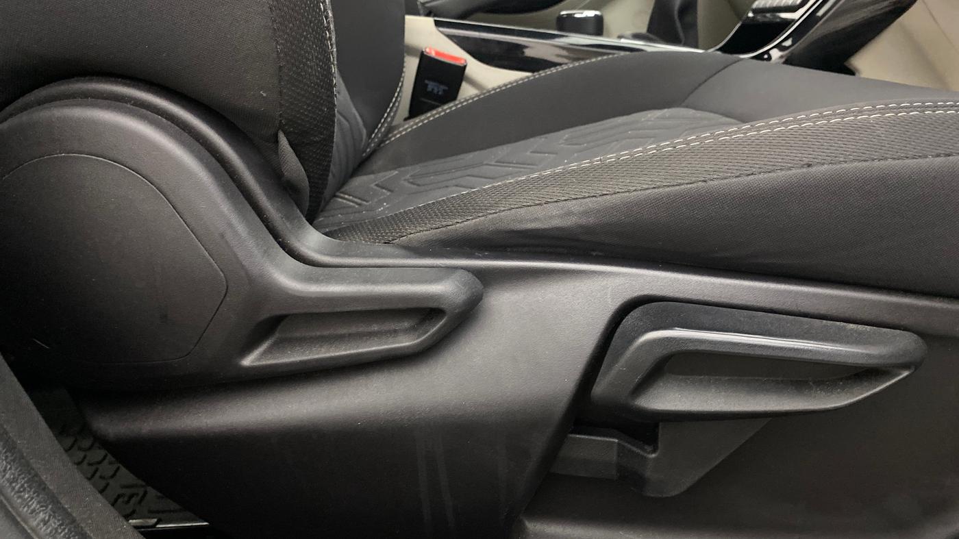 2023 Tata NEXON XZ PLUS DIESEL SUNROOF, Diesel, Manual, 67,922 km, Driver Side Adjustment Panel