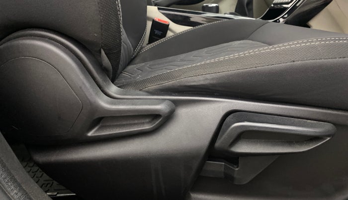 2023 Tata NEXON XZ PLUS DIESEL SUNROOF, Diesel, Manual, 67,922 km, Driver Side Adjustment Panel