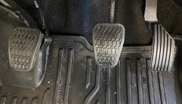 2023 Tata NEXON XZ PLUS DIESEL SUNROOF, Diesel, Manual, 67,922 km, Pedals