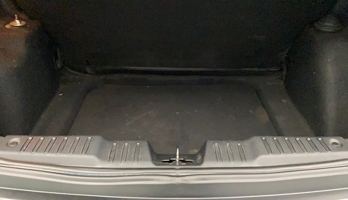 2021 Tata ALTROZ XT PETROL, Petrol, Manual, 56,042 km, Boot Inside