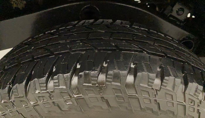 2014 Mahindra Thar CRDE 4X4 AC, Diesel, Manual, 27,874 km, Right Rear Tyre Tread