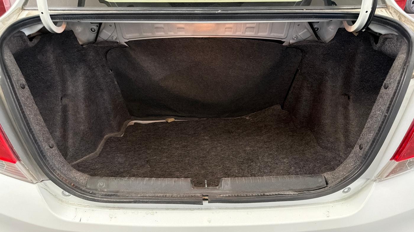 2015 Honda Amaze 1.2L I-VTEC S, Petrol, Manual, 40,807 km, Boot Inside