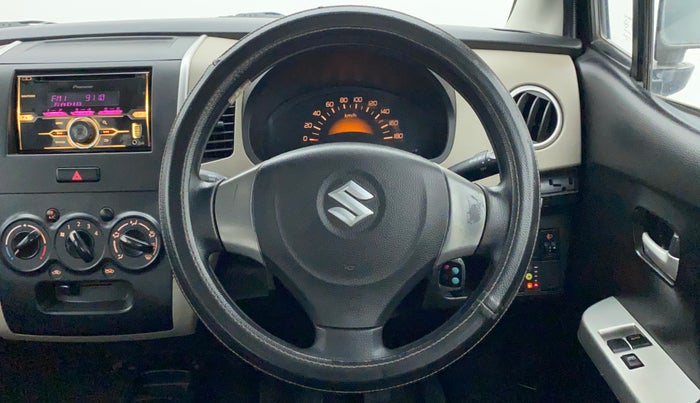 2016 Maruti Wagon R 1.0 LXI CNG, CNG, Manual, 87,086 km, Steering Wheel Close Up