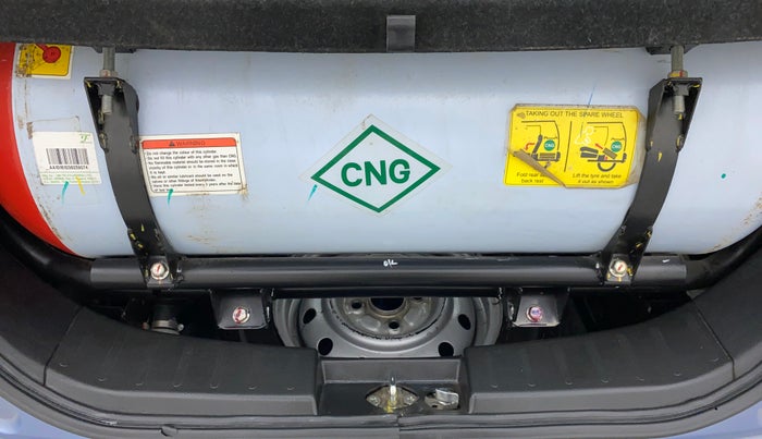 2016 Maruti Wagon R 1.0 LXI CNG, CNG, Manual, 87,086 km, Boot Inside