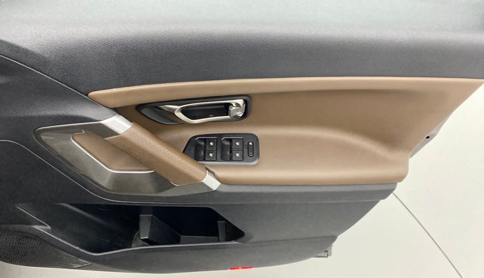 2019 Tata Harrier XZ 2.0L Kryotec, Diesel, Manual, 41,577 km, Driver Side Door Panels Control