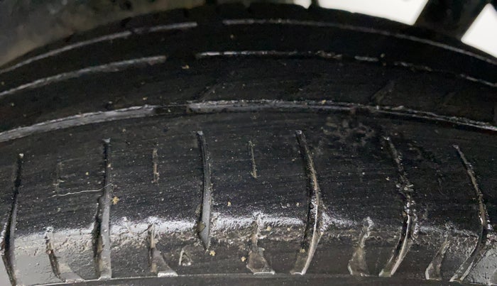 2012 Maruti Wagon R 1.0 LXI CNG, CNG, Manual, 78,901 km, Left Rear Tyre Tread