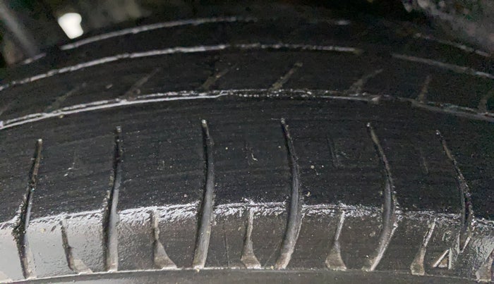 2012 Maruti Wagon R 1.0 LXI CNG, CNG, Manual, 78,901 km, Right Rear Tyre Tread