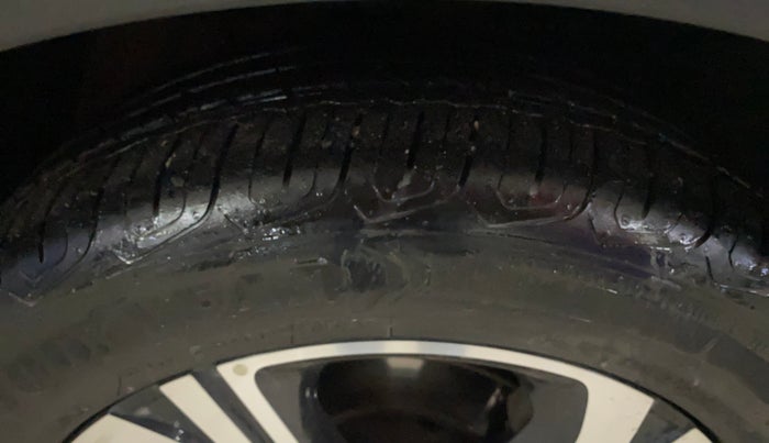 2022 MG ASTOR SHARP 1.5 MT, Petrol, Manual, 23,147 km, Right Front Tyre Tread