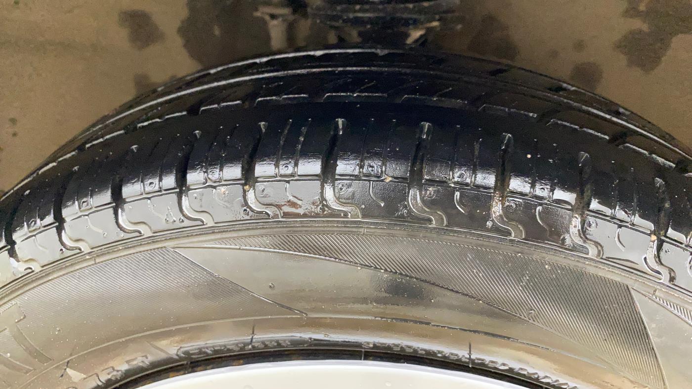 2014 Maruti Alto K10 VXI AMT, Petrol, Automatic, 68,675 km, Right Front Tyre Tread