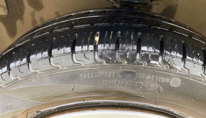 2014 Maruti Alto K10 VXI AMT, Petrol, Automatic, 68,675 km, Left Front Tyre Tread