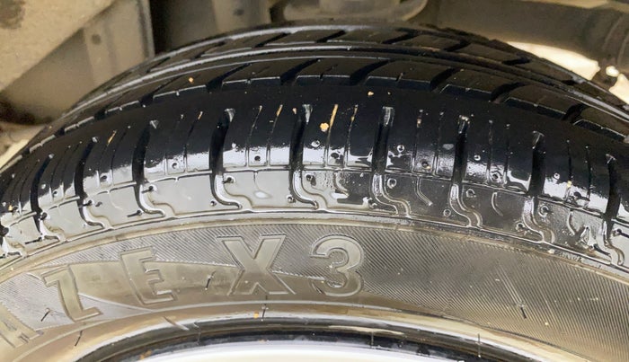 2014 Maruti Alto K10 VXI AMT, Petrol, Automatic, 68,675 km, Left Rear Tyre Tread