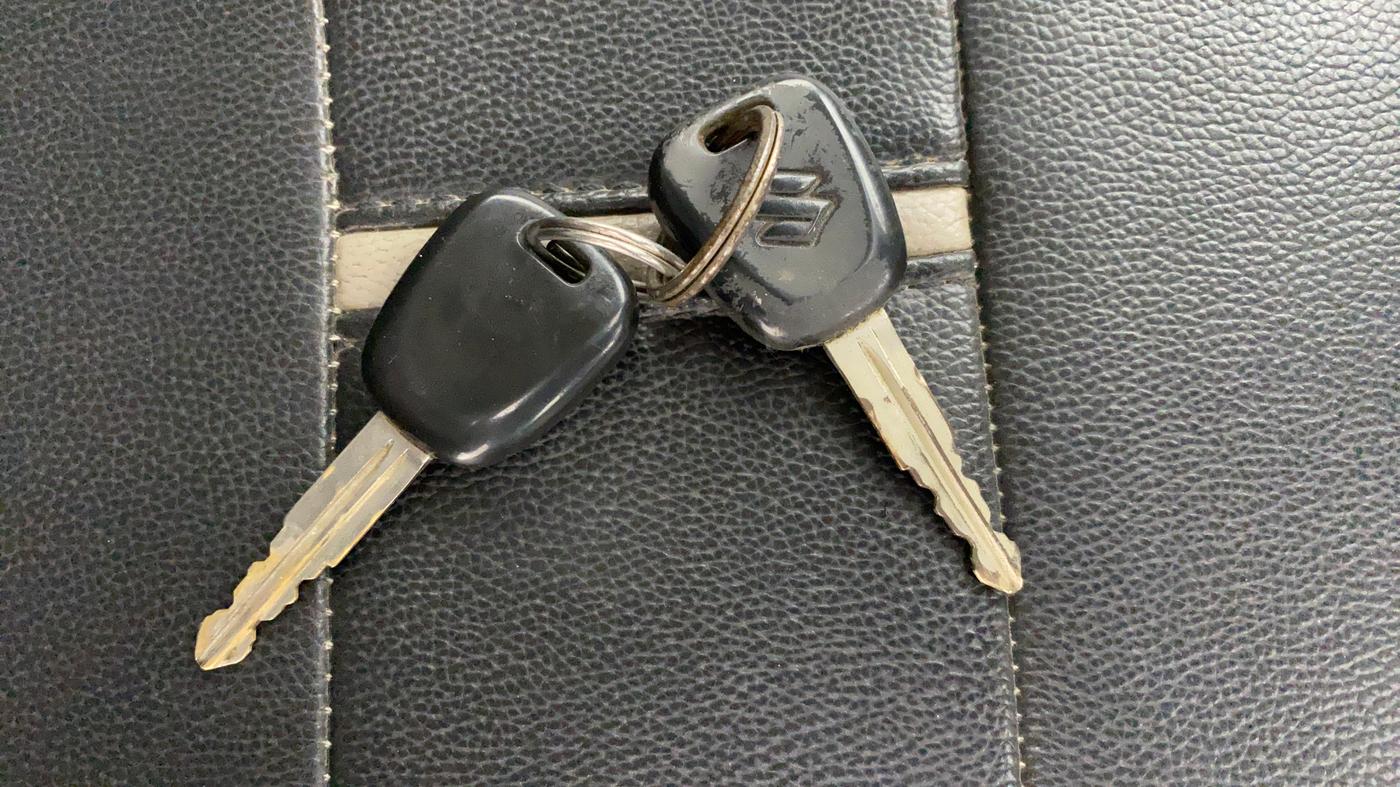 2014 Maruti Alto K10 VXI AMT, Petrol, Automatic, 68,675 km, Key Close Up