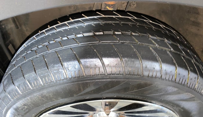 2022 Honda Amaze 1.2L I-VTEC S, Petrol, Manual, 20,831 km, Left Front Tyre Tread