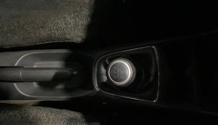 2022 Honda Amaze 1.2L I-VTEC S, Petrol, Manual, 20,831 km, Gear Lever