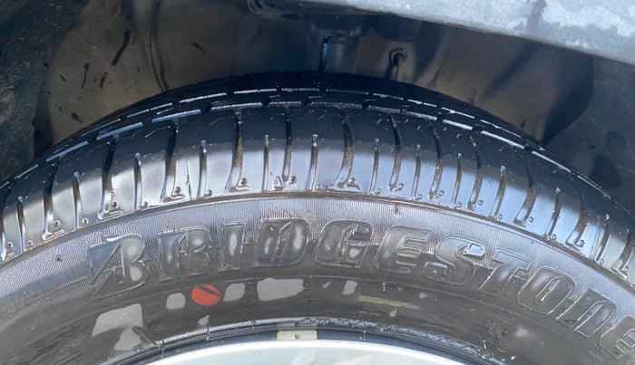 2022 Hyundai Creta E 1.5 DIESEL, Diesel, Manual, 87,746 km, Right Front Tyre Tread