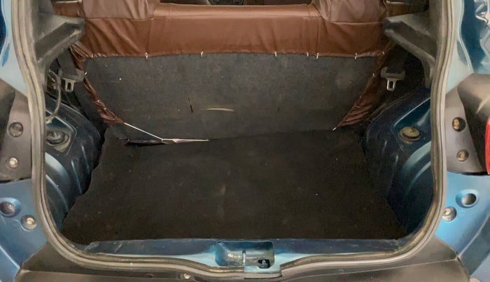 2020 Renault Kwid RXT 0.8, Petrol, Manual, 49,595 km, Boot Inside