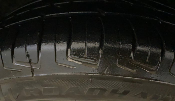 2020 Renault Kwid RXT 0.8, Petrol, Manual, 49,595 km, Left Front Tyre Tread