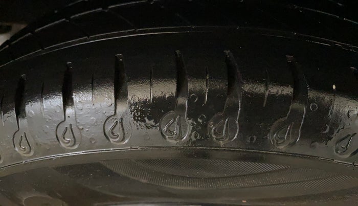 2020 Renault Kwid RXT 0.8, Petrol, Manual, 49,595 km, Right Rear Tyre Tread