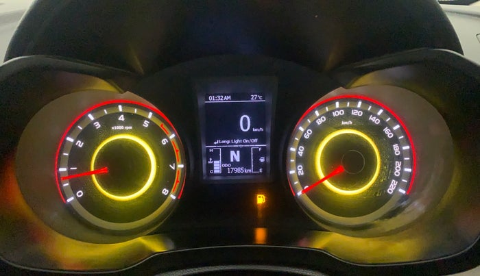 2021 Mahindra XUV300 W6 1.2 PETROL AMT, Petrol, Automatic, 18,255 km, Odometer Image