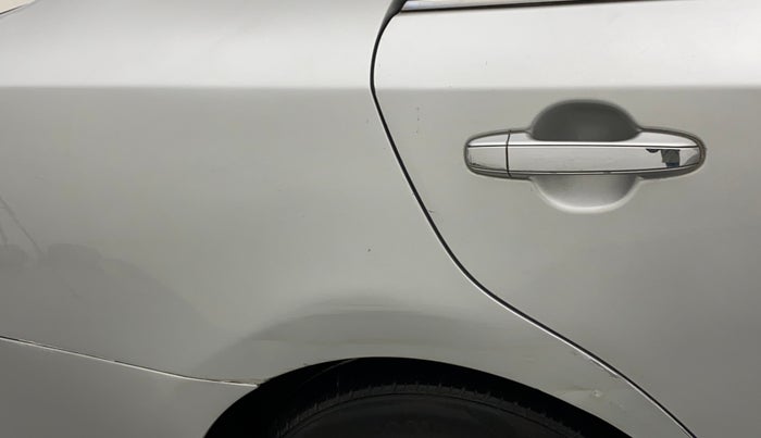 2012 Toyota Camry 2.5L AT, Petrol, Automatic, 1,10,975 km, Right quarter panel - Slightly dented