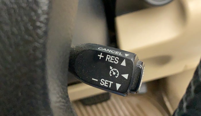 2012 Toyota Camry 2.5L AT, Petrol, Automatic, 1,10,975 km, Adaptive Cruise Control