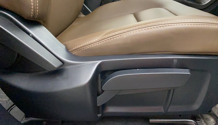 2019 Tata Harrier XZ 2.0L Kryotec, Diesel, Manual, 20,400 km, Driver Side Adjustment Panel