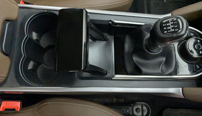 2019 Tata Harrier XZ 2.0L Kryotec, Diesel, Manual, 20,400 km, Gear Lever