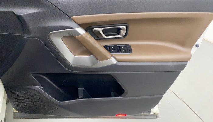 2019 Tata Harrier XZ 2.0L Kryotec, Diesel, Manual, 20,400 km, Driver Side Door Panels Control