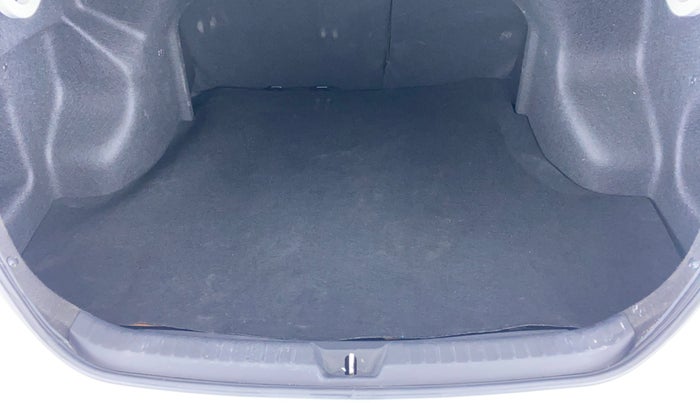 2021 Toyota YARIS G MT, Petrol, Manual, 27,388 km, Boot Inside