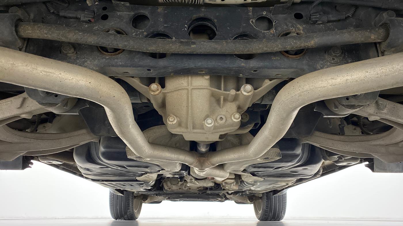 2016 Jeep GRAND CHEROKEE LIMITED DIESEL, Diesel, Automatic, 91,825 km, Rear Underbody