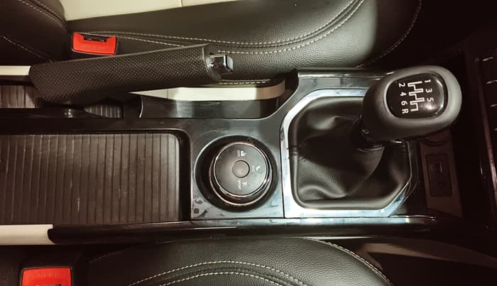 2020 Tata NEXON XZ PLUS PETROL, Petrol, Manual, 71,389 km, Gear Lever