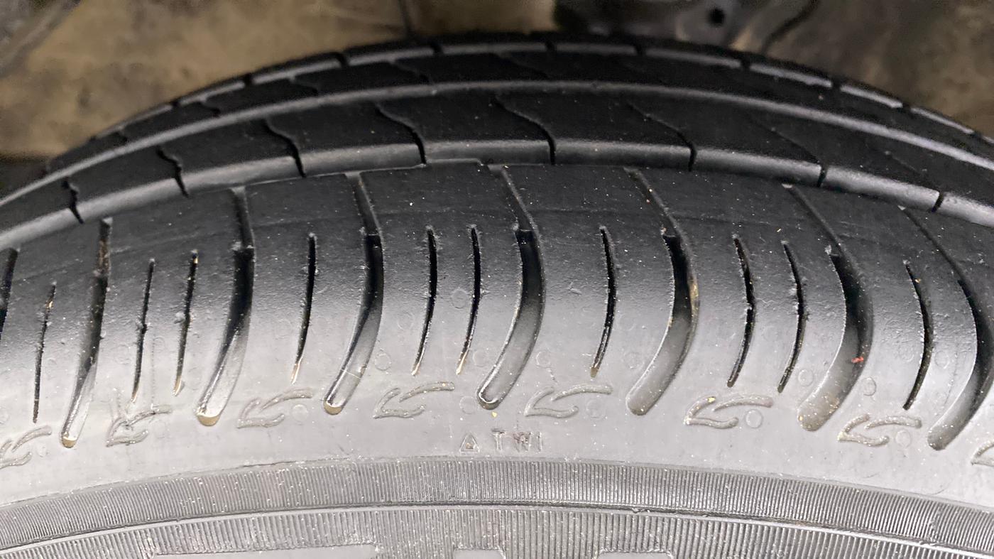 2020 Maruti S PRESSO VXI, Petrol, Manual, 10,704 km, Left Front Tyre Tread