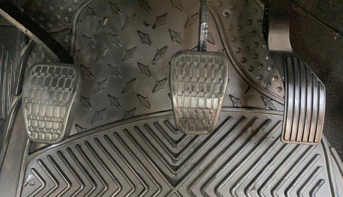 2021 Tata NEXON XZ PETROL, Petrol, Manual, 44,589 km, Pedals