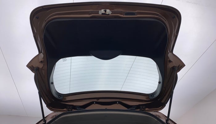 2018 Maruti S Cross ALPHA 1.3, Diesel, Manual, 46,621 km, Boot Door Open