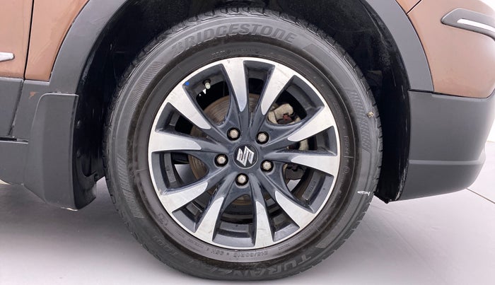 2018 Maruti S Cross ALPHA 1.3, Diesel, Manual, 46,621 km, Right Front Wheel