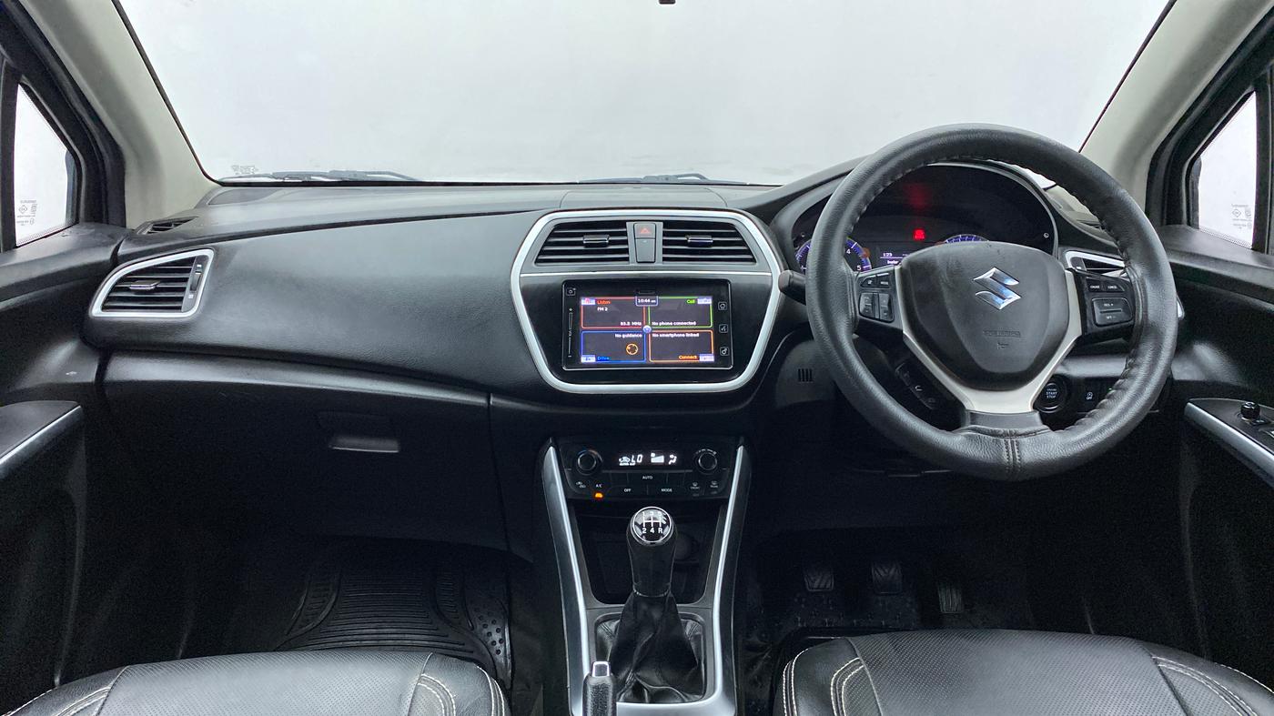 2018 Maruti S Cross ALPHA 1.3, Diesel, Manual, 46,621 km, Dashboard