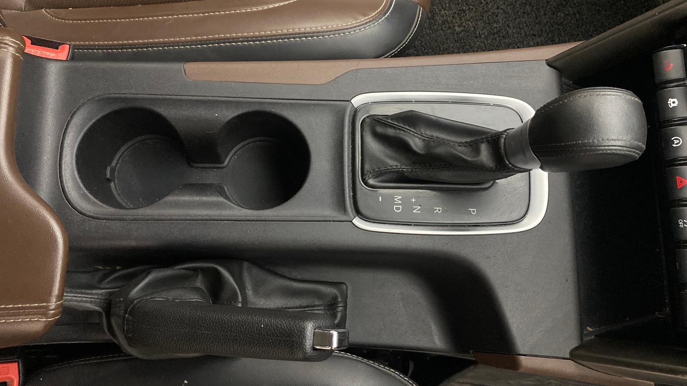 2023 Mahindra SCORPIO-N Z8 L DIESEL AT 2WD 7 STR, Diesel, Automatic, 59,573 km, Gear Lever