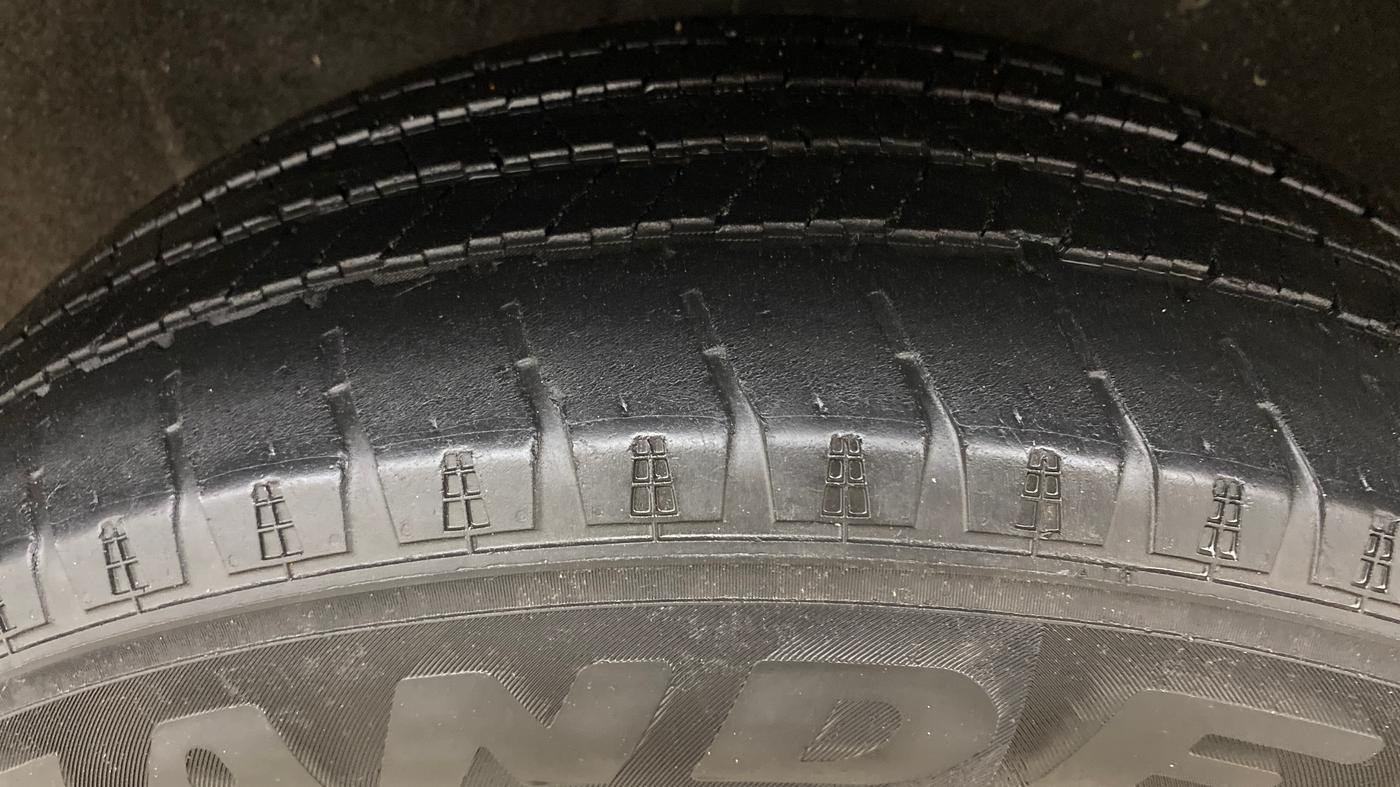 2023 Mahindra SCORPIO-N Z8 L DIESEL AT 2WD 7 STR, Diesel, Automatic, 59,573 km, Left Rear Tyre Tread