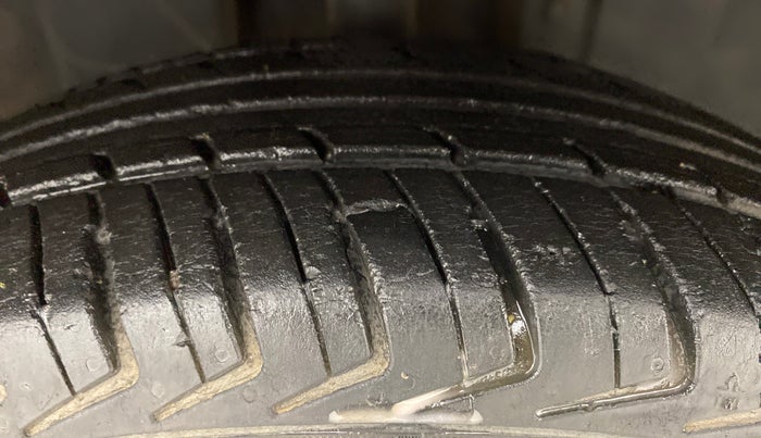 2018 Datsun Redi Go 1.0 T(O), Petrol, Manual, 55,547 km, Right Front Tyre Tread