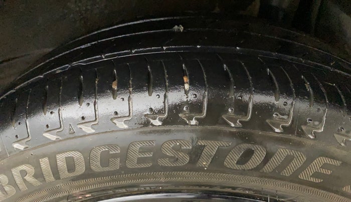 2020 Maruti IGNIS ZETA 1.2 AMT, Petrol, Automatic, 36,566 km, Left Rear Tyre Tread