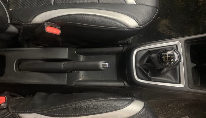2018 Maruti Swift VXI, Petrol, Manual, 14,173 km, Gear Lever