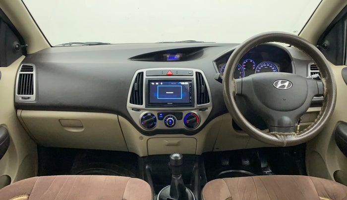2012 Hyundai i20 MAGNA 1.2, Petrol, Manual, 1,03,881 km, Dashboard