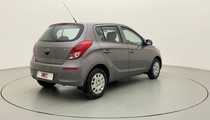 2012 Hyundai i20 MAGNA 1.2, Petrol, Manual, 1,03,881 km, Right Back Diagonal