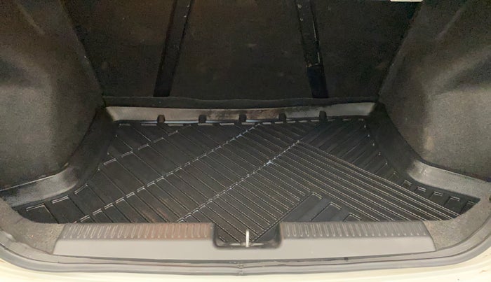 2023 Maruti Dzire VXI AMT, Petrol, Automatic, 68,546 km, Boot Inside