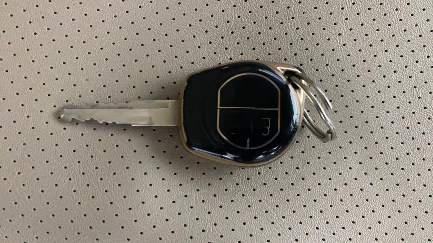 2023 Maruti Dzire VXI AMT, Petrol, Automatic, 68,546 km, Key Close Up